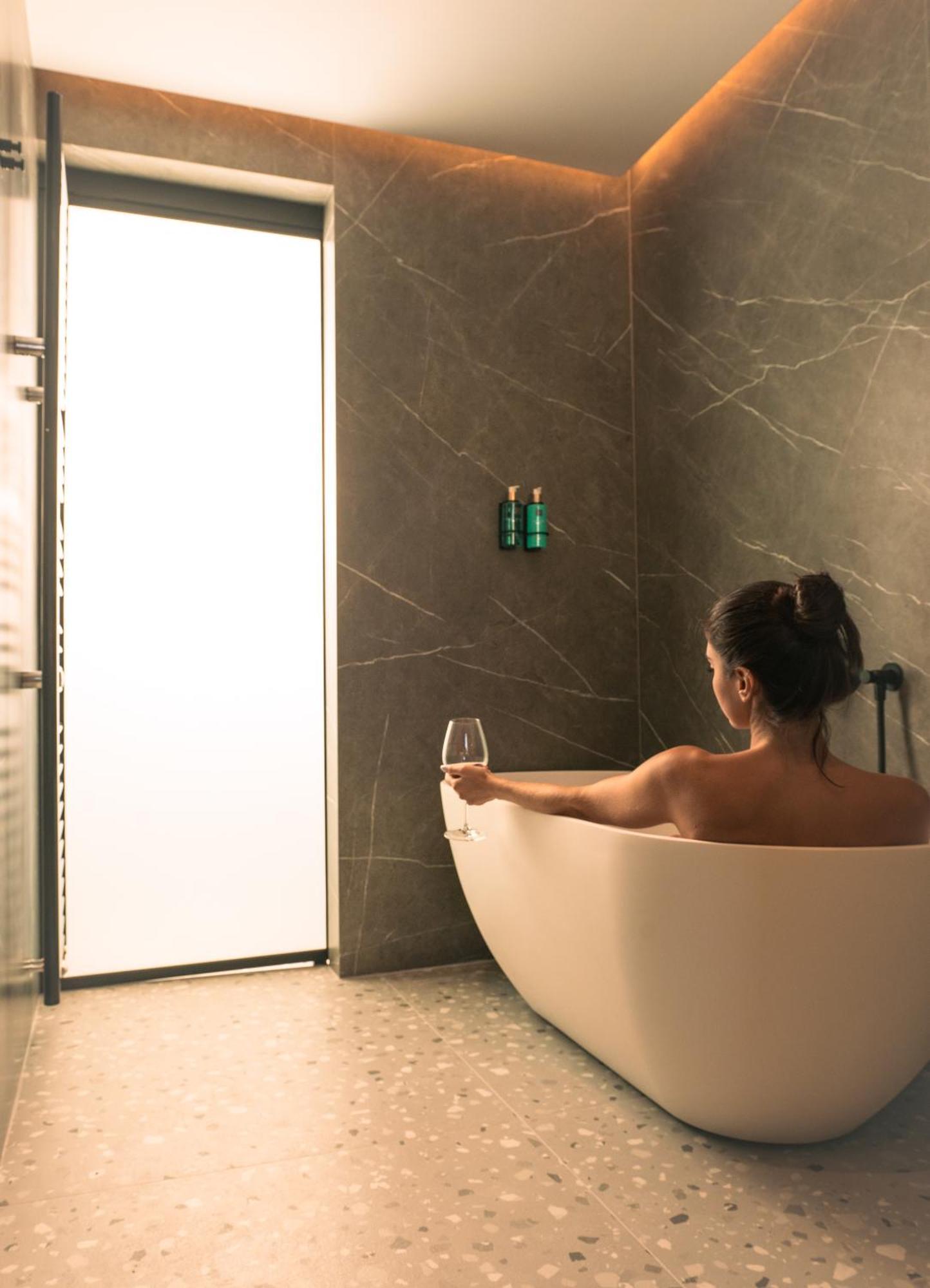 Space Row Design Living * Heraklion